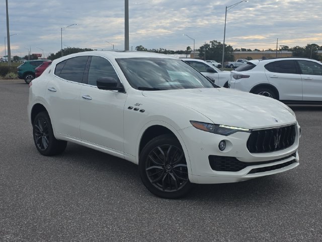 New 2024 Maserati Levante GT Ultima AWD/4WD image 32