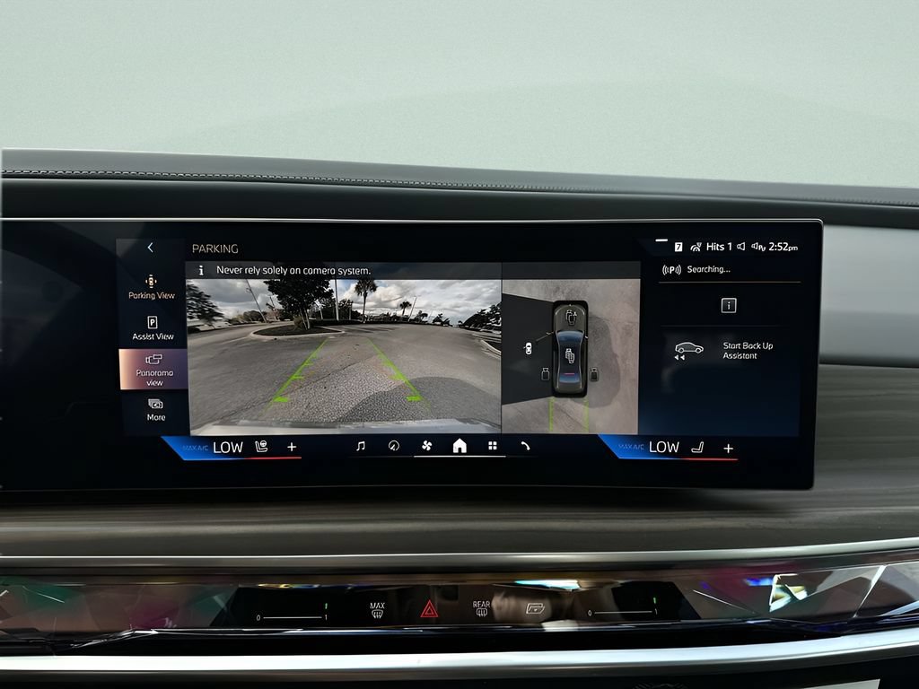 Certified 2026 BMW 740i w/ Premium Package RWD image 21