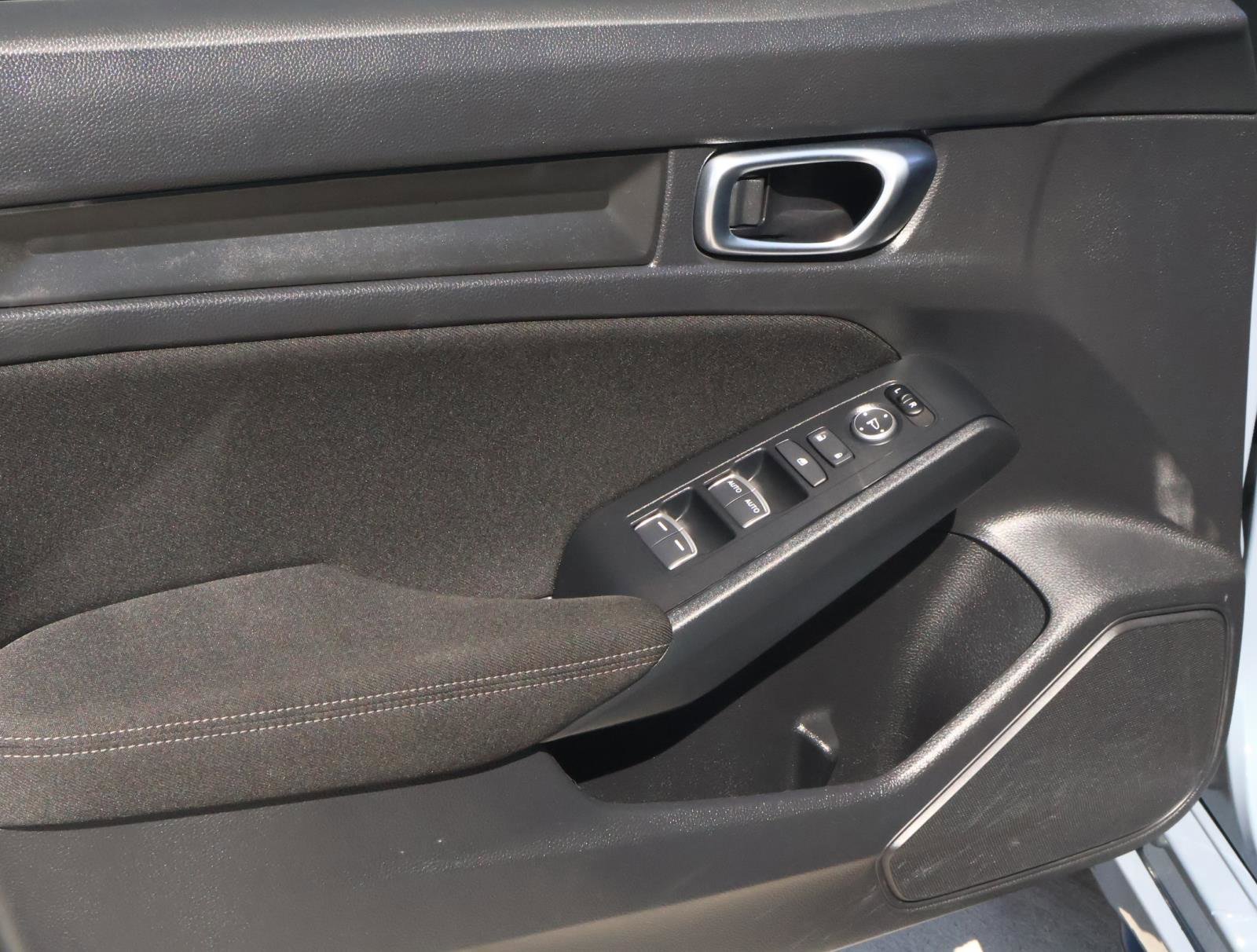 Used 2024 Honda Civic Sport image 13