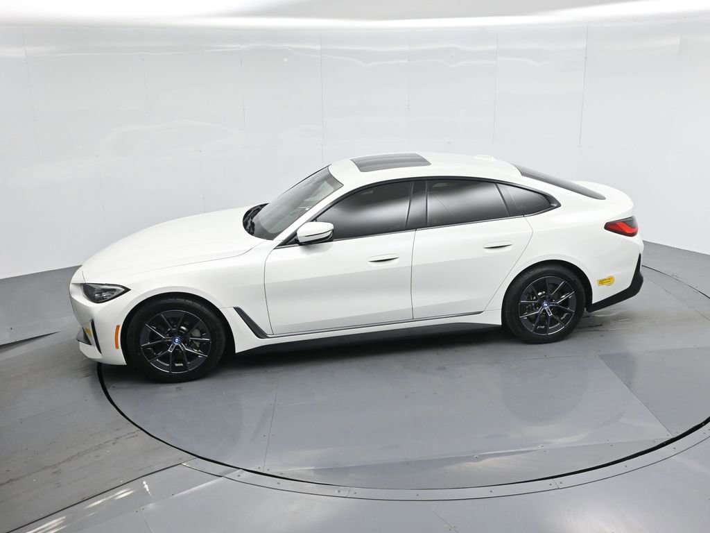 Used 2022 BMW i4 eDrive40 w/ Premium Package image 43