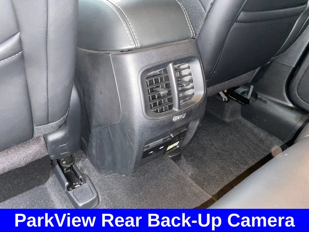 Used 2020 Jeep Cherokee Limited AWD/4WD image 13