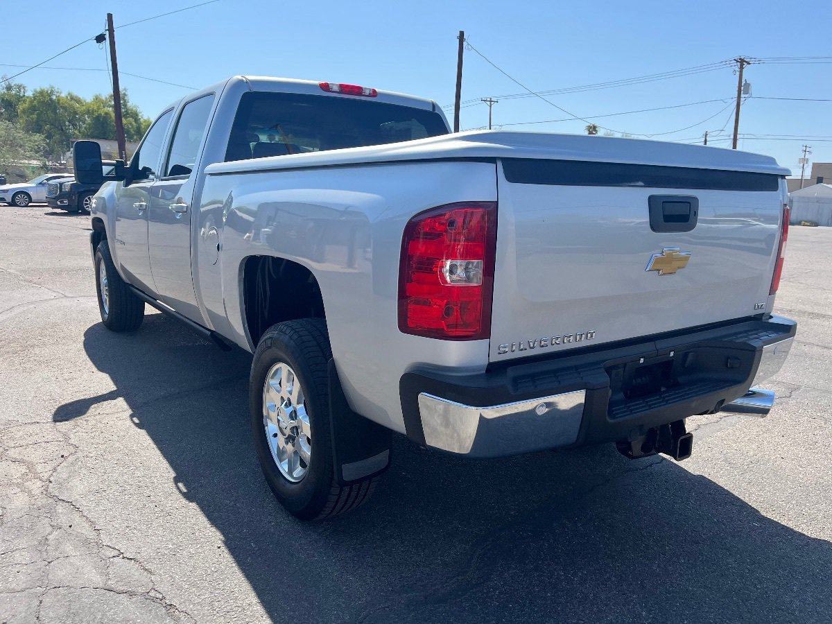 Used 2011 Chevrolet Silverado 3500 LTZ w/ LTZ Plus Package AWD/4WD image 7