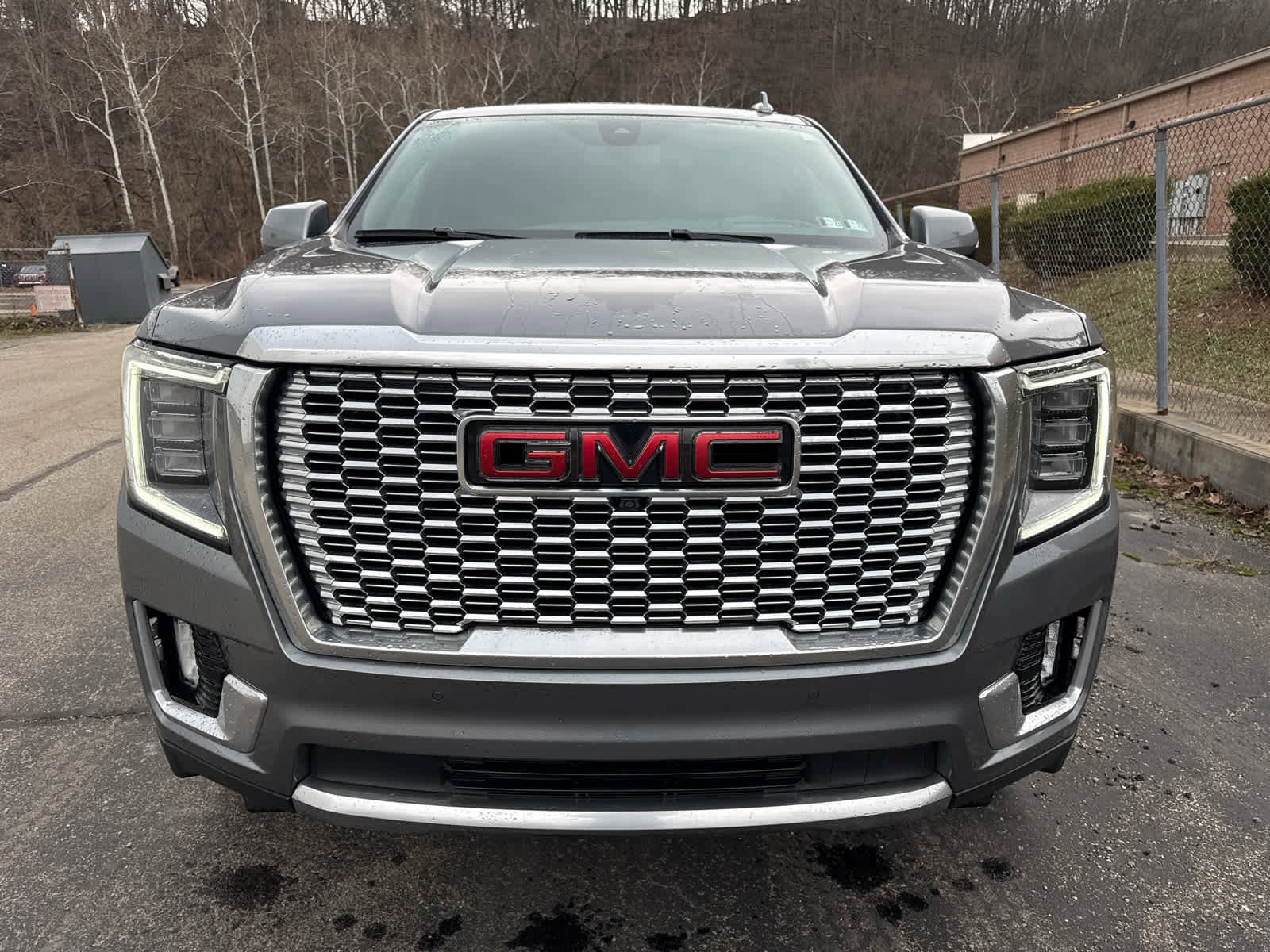 Used 2021 GMC Yukon XL Denali w/ LPO, Illumination Package image 12