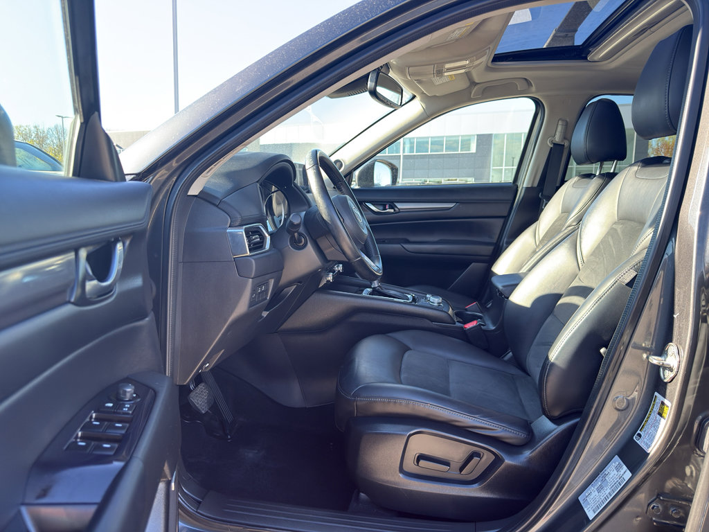 Used 2019 MAZDA CX-5 Touring AWD/4WD image 12