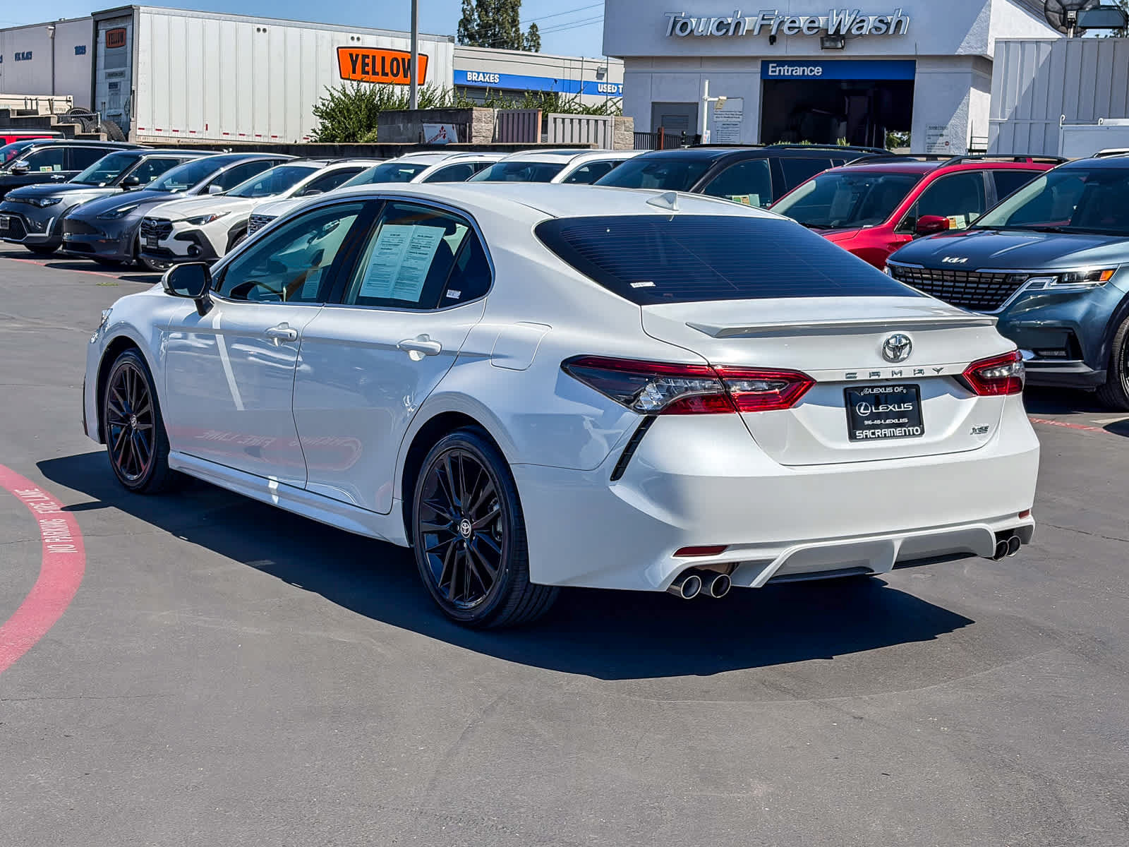 Used 2023 Toyota Camry XSE FWD video 2
