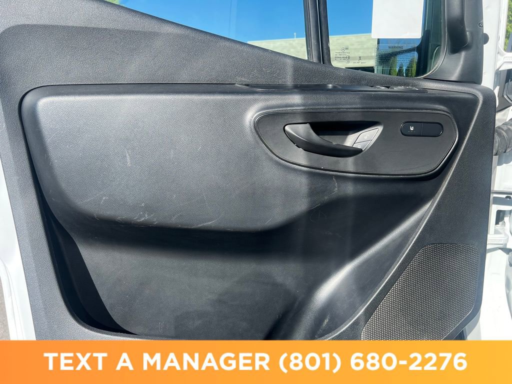 Used 2025 Mercedes-Benz Sprinter 2500 image 12