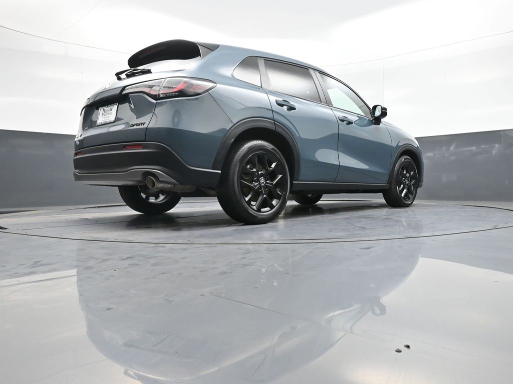 Certified 2023 Honda HR-V Sport image 28
