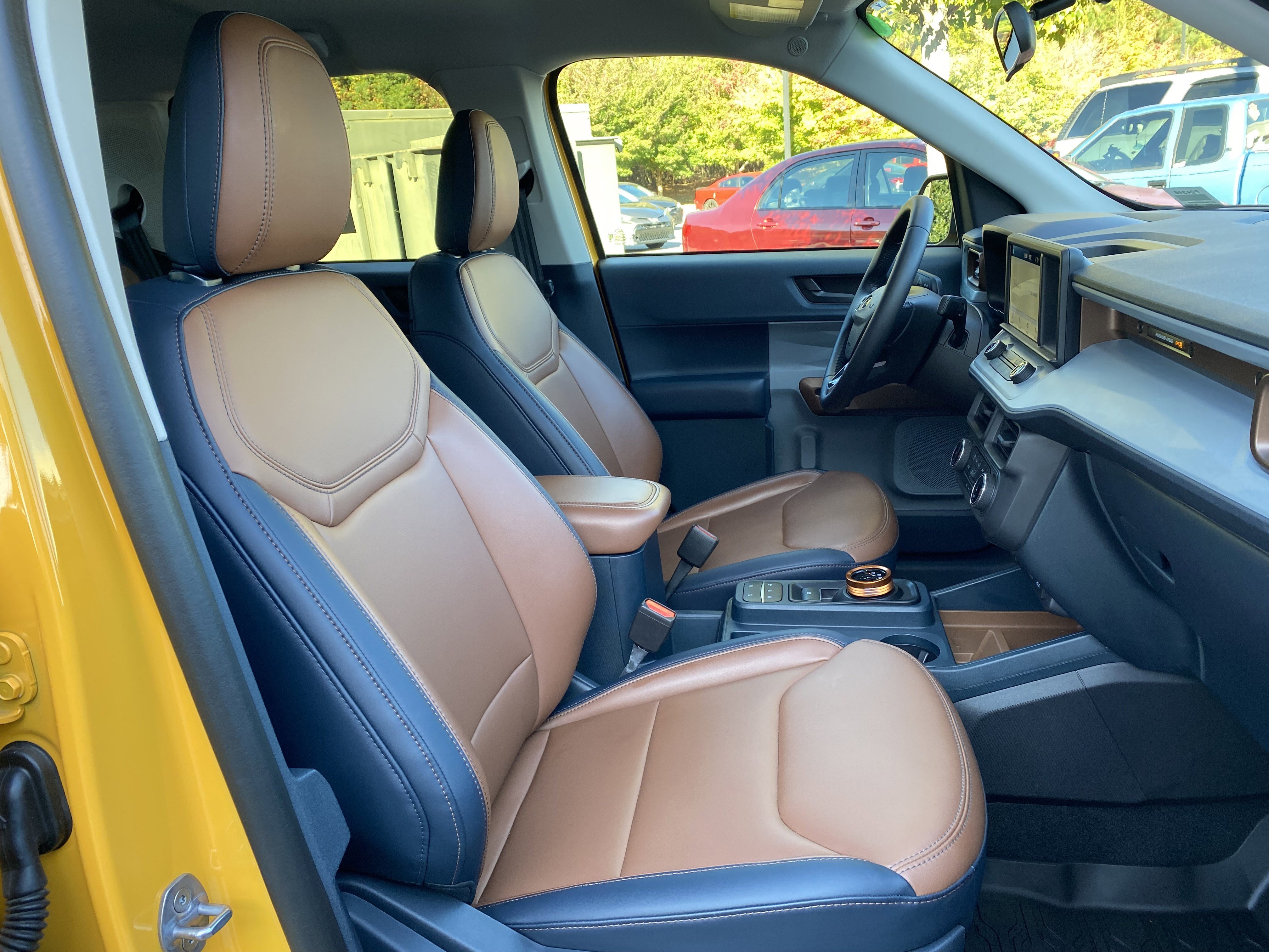 Used 2023 Ford Maverick Lariat w/ Equipment Group 500A Standard image 33