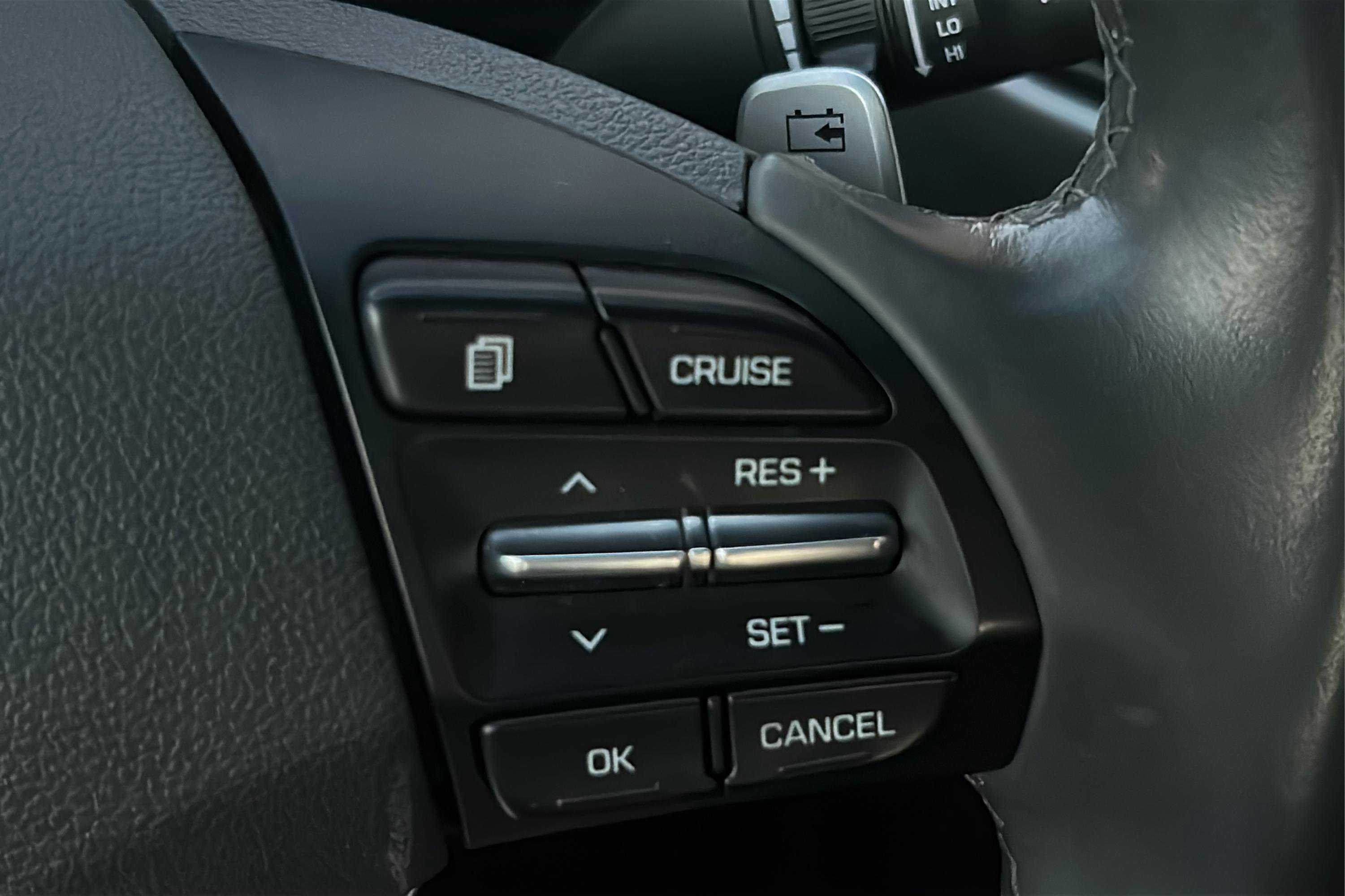 Used 2019 Hyundai Ioniq Electric FWD image 17