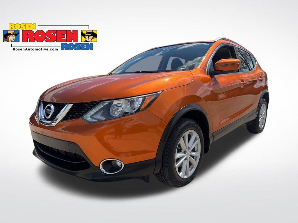 Used 2017 Nissan Rogue Sport SV w/ SV All-Weather Package AWD/4WD image 1