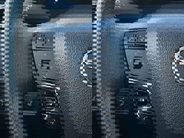 Used 2025 Toyota Camry LE image 14