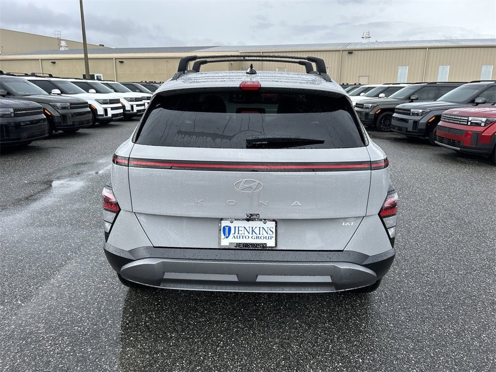 New 2026 Hyundai Kona SEL Premium image 12