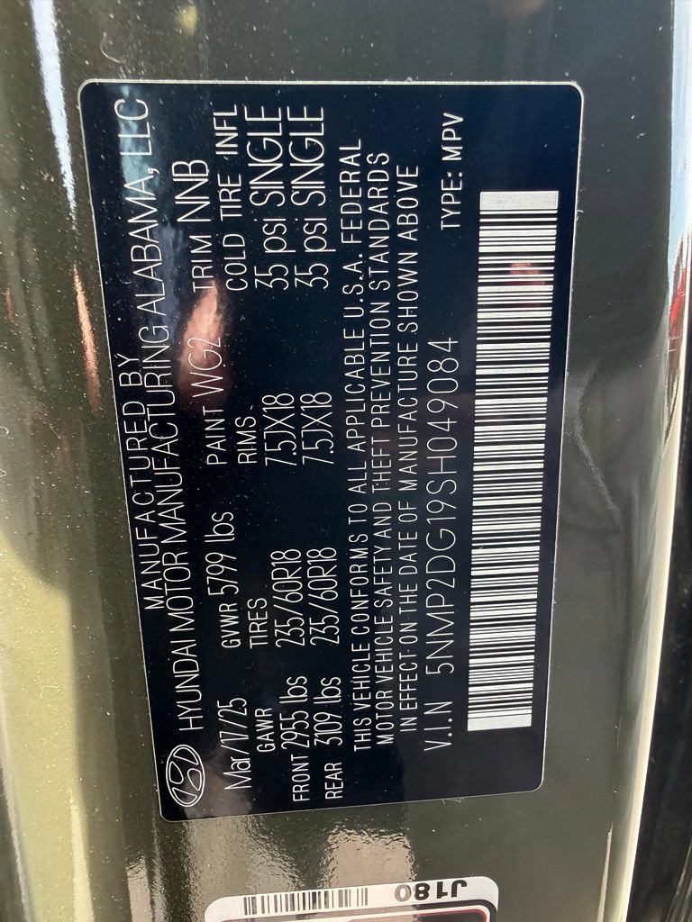 Used 2025 Hyundai Santa Fe SEL AWD/4WD image 12