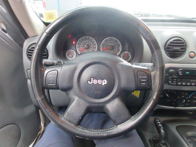 Used 2006 Jeep Liberty Sport AWD/4WD image 15