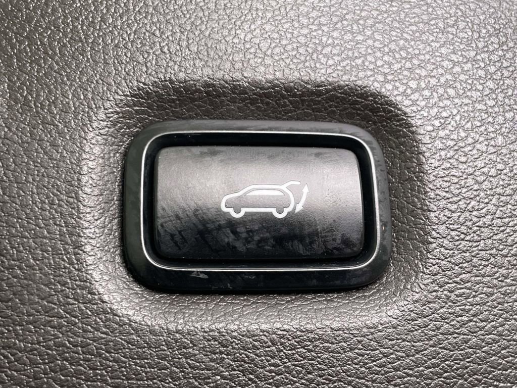 Used 2019 Hyundai Santa Fe AWD image 21