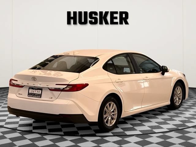 Used 2025 Toyota Camry LE FWD image 22