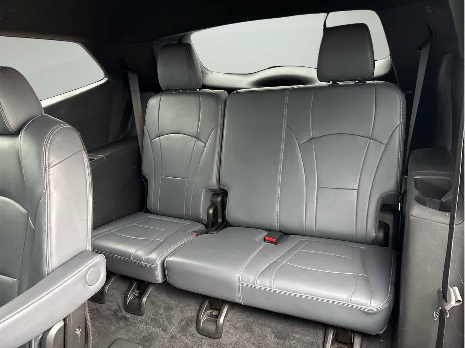Used 2022 Buick Enclave Premium image 13