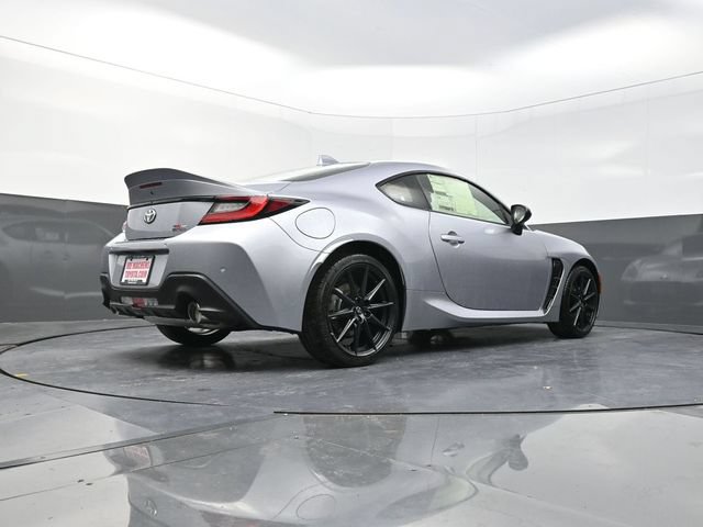 New 2025 Toyota GR86 Premium RWD image 29