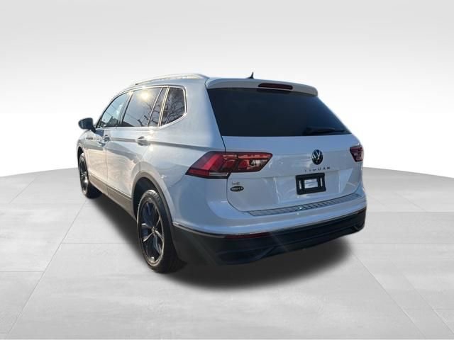 Certified 2023 Volkswagen Tiguan SE image 6