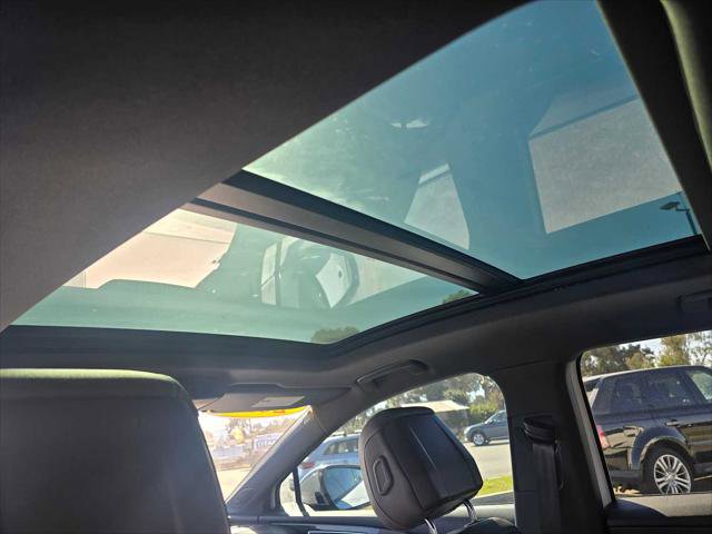 Used 2024 Audi Q4 e-tron Prestige image 22