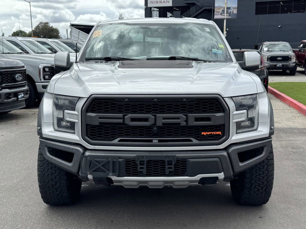 Used 2019 Ford F150 Raptor w/ Equipment Group 802A Luxury AWD/4WD image 2
