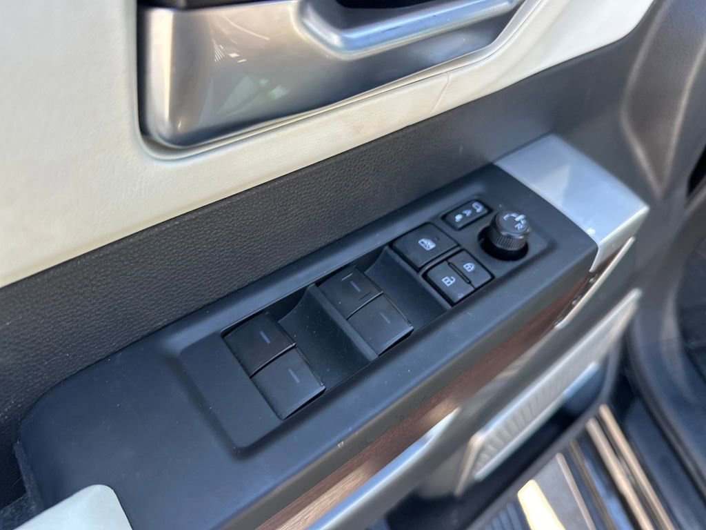 Used 2024 Toyota Sequoia Capstone AWD/4WD image 46