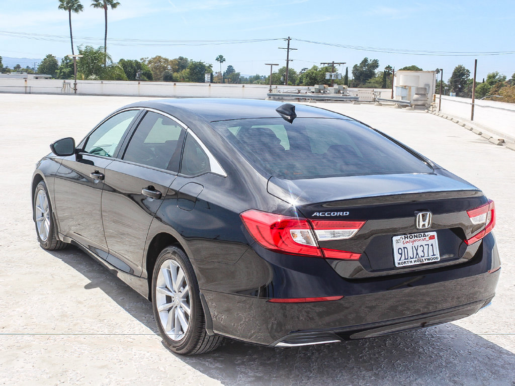 Certified 2022 Honda Accord LX image 4