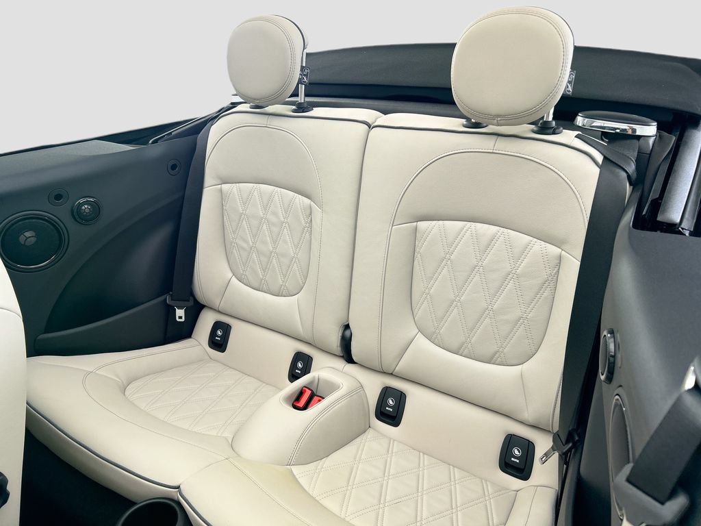 Used 2024 MINI Cooper S FWD image 23