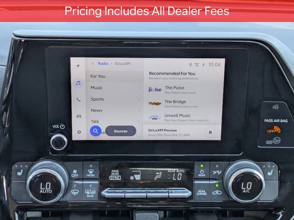 Used 2023 Toyota Highlander XLE FWD image 20