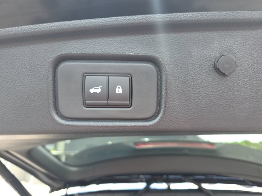 New 2026 Nissan Pathfinder Platinum FWD image 34