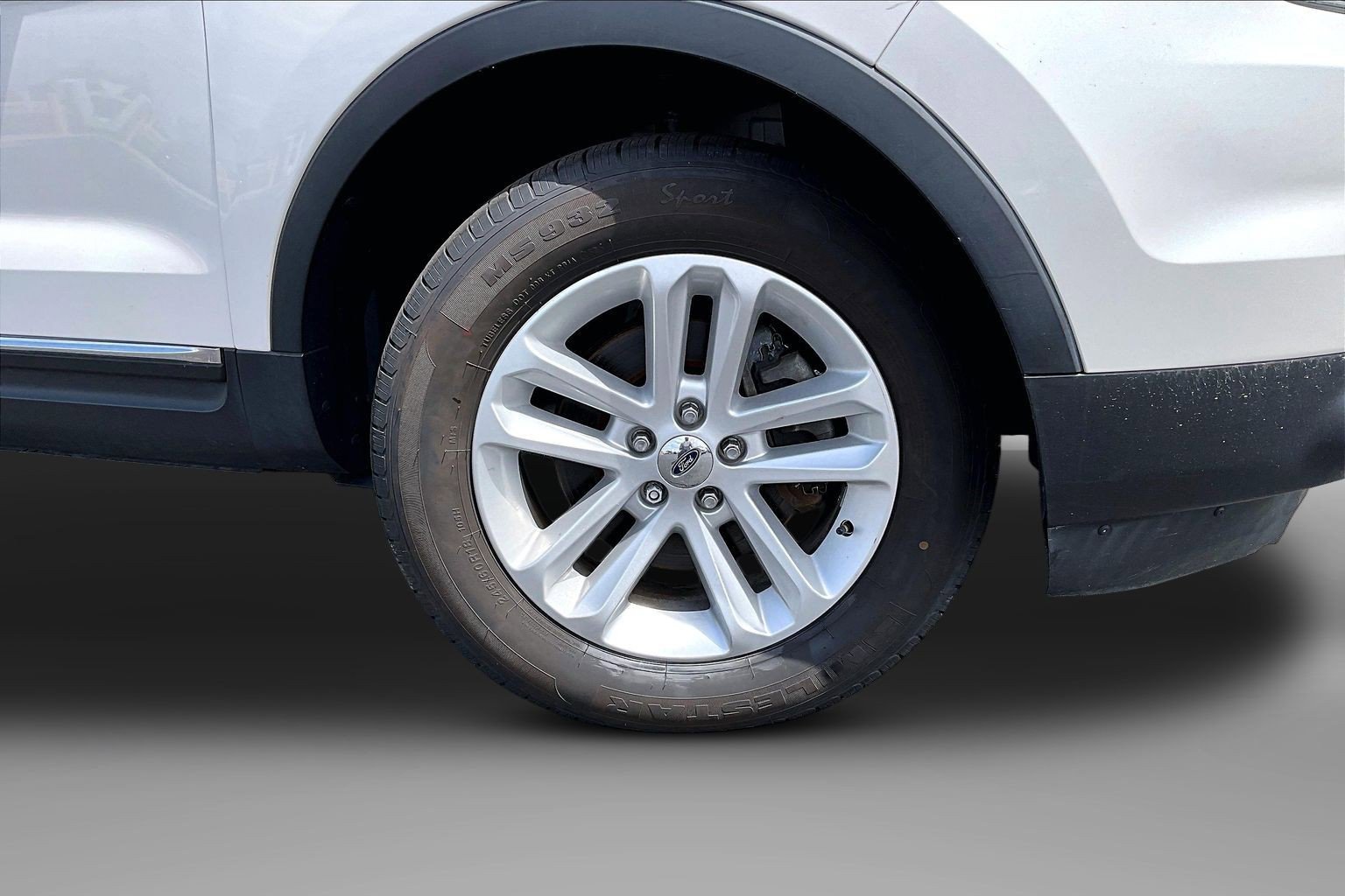 Used 2011 Ford Explorer XLT w/ 202A Rapid Spec Order Code FWD image 9