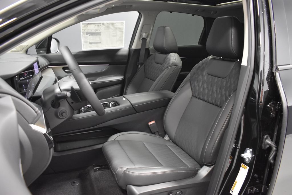 New 2026 Nissan Murano Platinum w/ Cargo Package AWD/4WD image 5