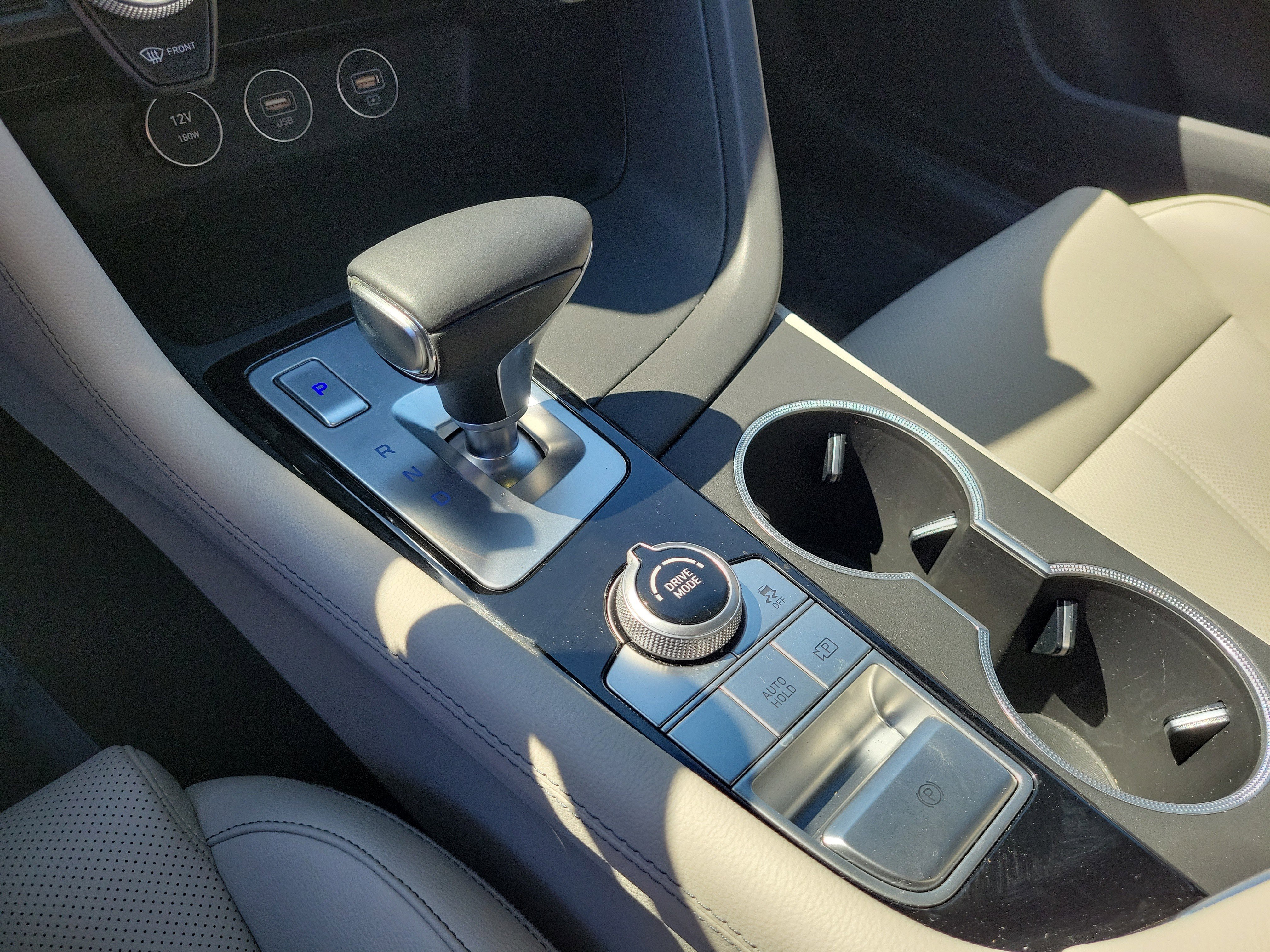 Used 2023 Genesis G70 2.0T RWD image 28