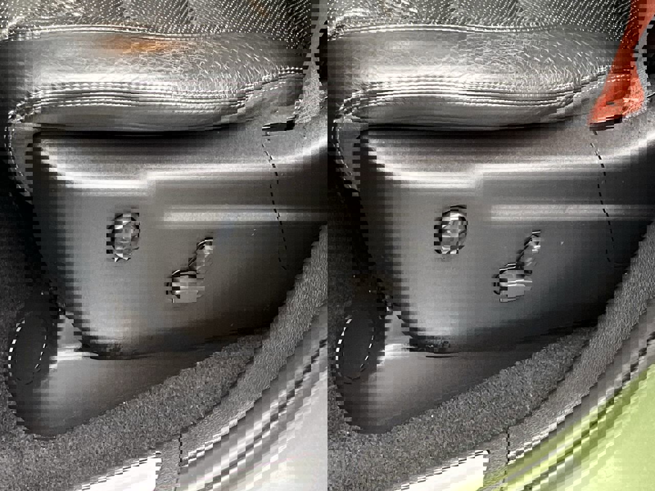 Used 2021 Jeep Grand Cherokee SRT image 13