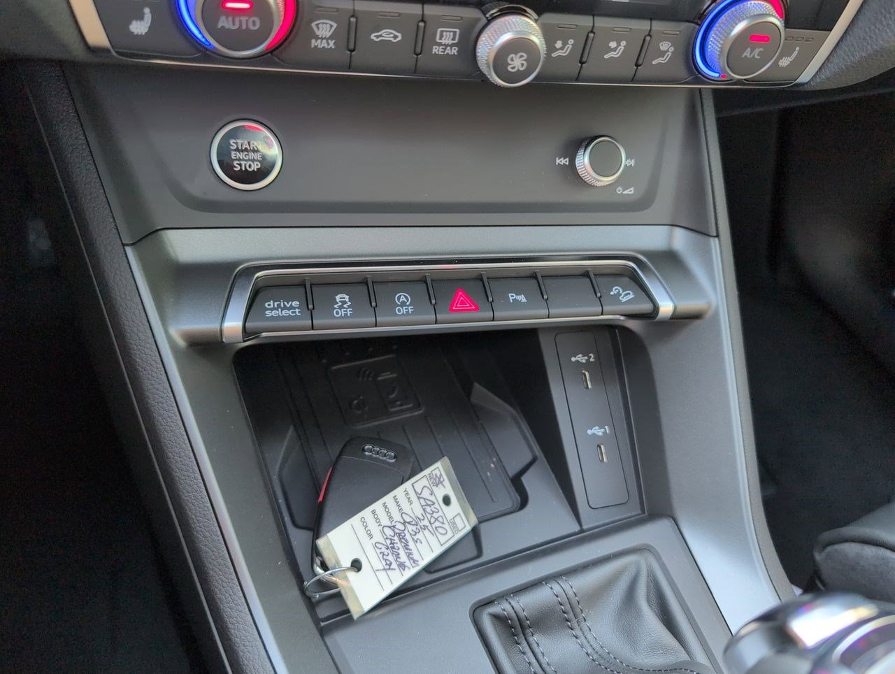 New 2025 Audi Q3 2.0T Premium image 9