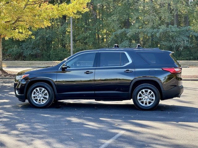 Used 2019 Chevrolet Traverse LT image 3