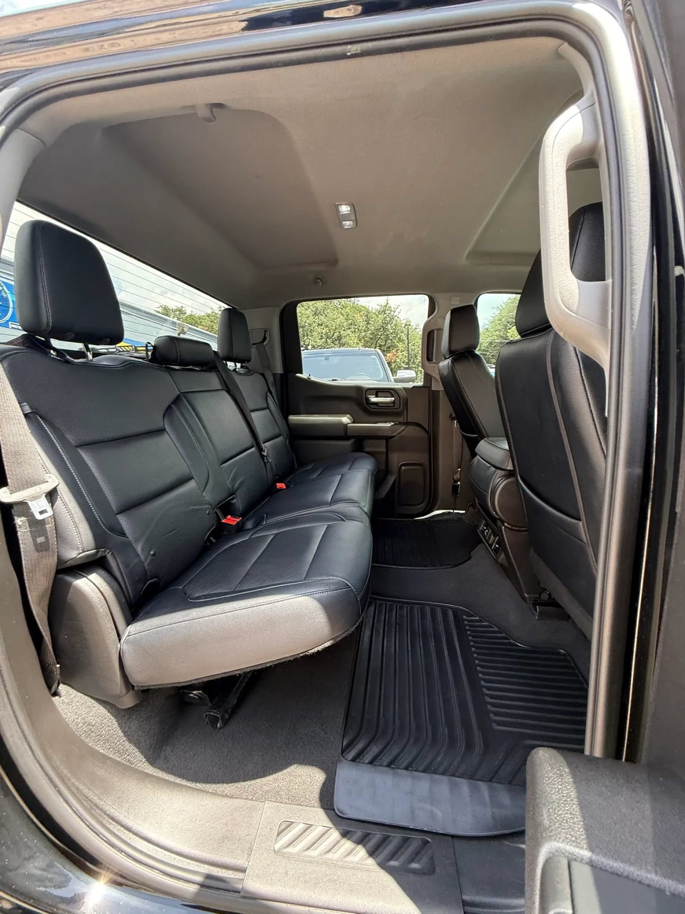 Used 2021 Chevrolet Silverado 1500 LT RWD image 14