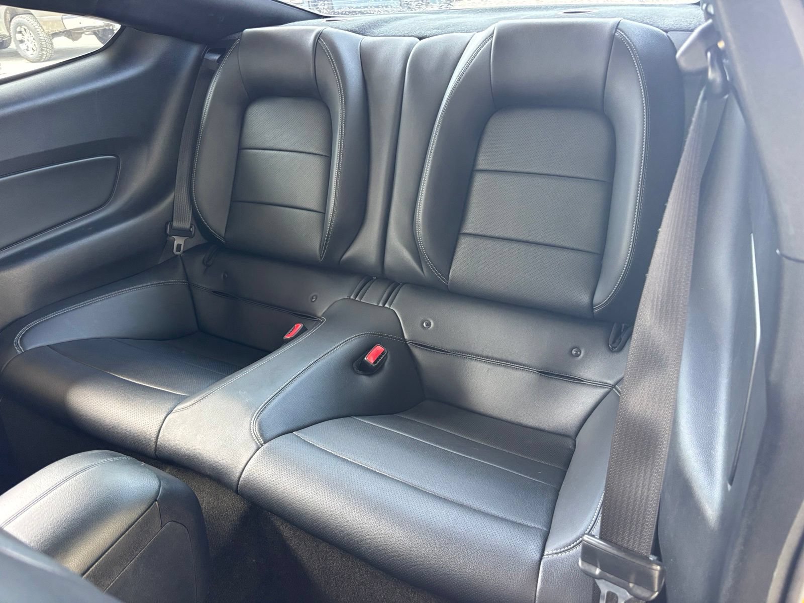 Used 2015 Ford Mustang GT Premium w/ Equipment Group 401A RWD image 16