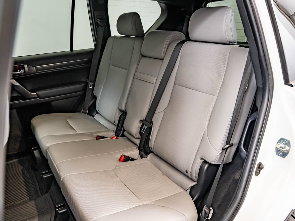 Certified 2023 Lexus GX 460 w/ Black Line Special Edition AWD/4WD image 46