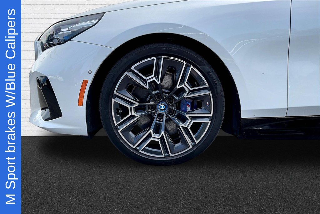 Used 2024 BMW i5 eDrive40i w/ Executive Package RWD image 34