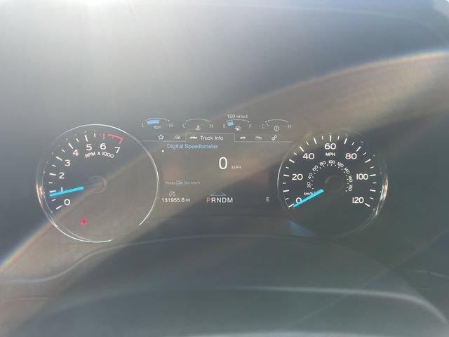 Used 2019 Ford F150 Platinum w/ Equipment Group 701A Luxury AWD/4WD image 2