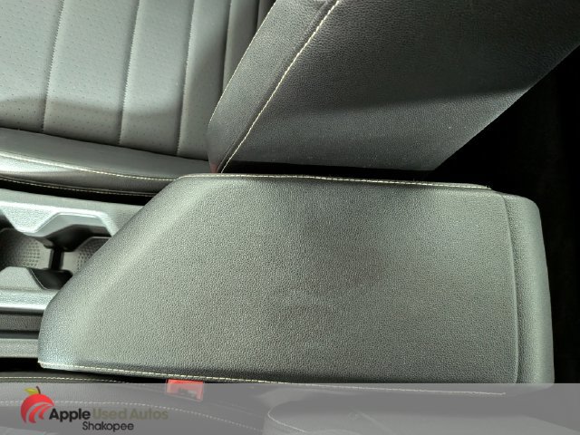 Used 2024 Volkswagen Jetta SE FWD image 23