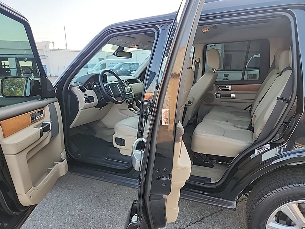 Used 2013 Land Rover LR4 HSE LUX AWD/4WD image 8