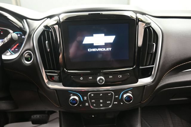 Used 2020 Chevrolet Traverse LT FWD image 10