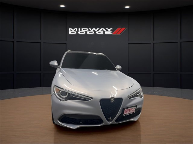 Used 2021 Alfa Romeo Stelvio Ti w/ Nero Edizione image 5