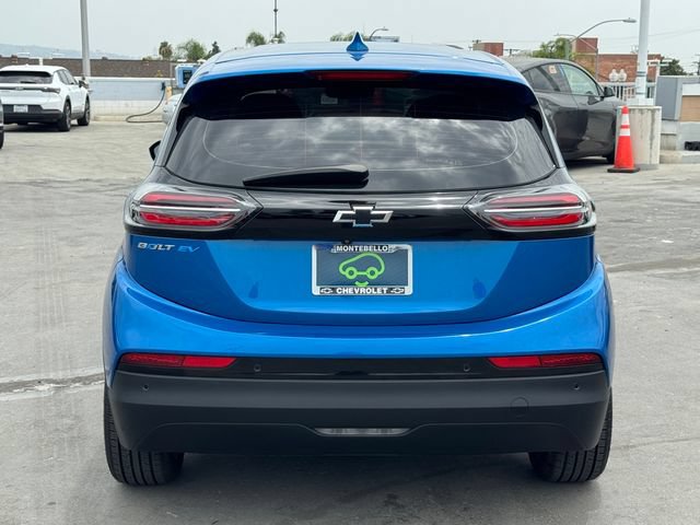 Certified 2022 Chevrolet Bolt LT FWD image 4