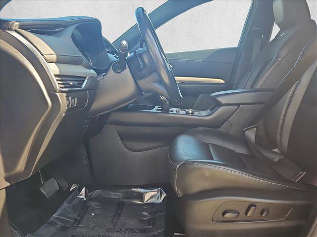 Used 2023 Cadillac XT4 Premium Luxury image 16