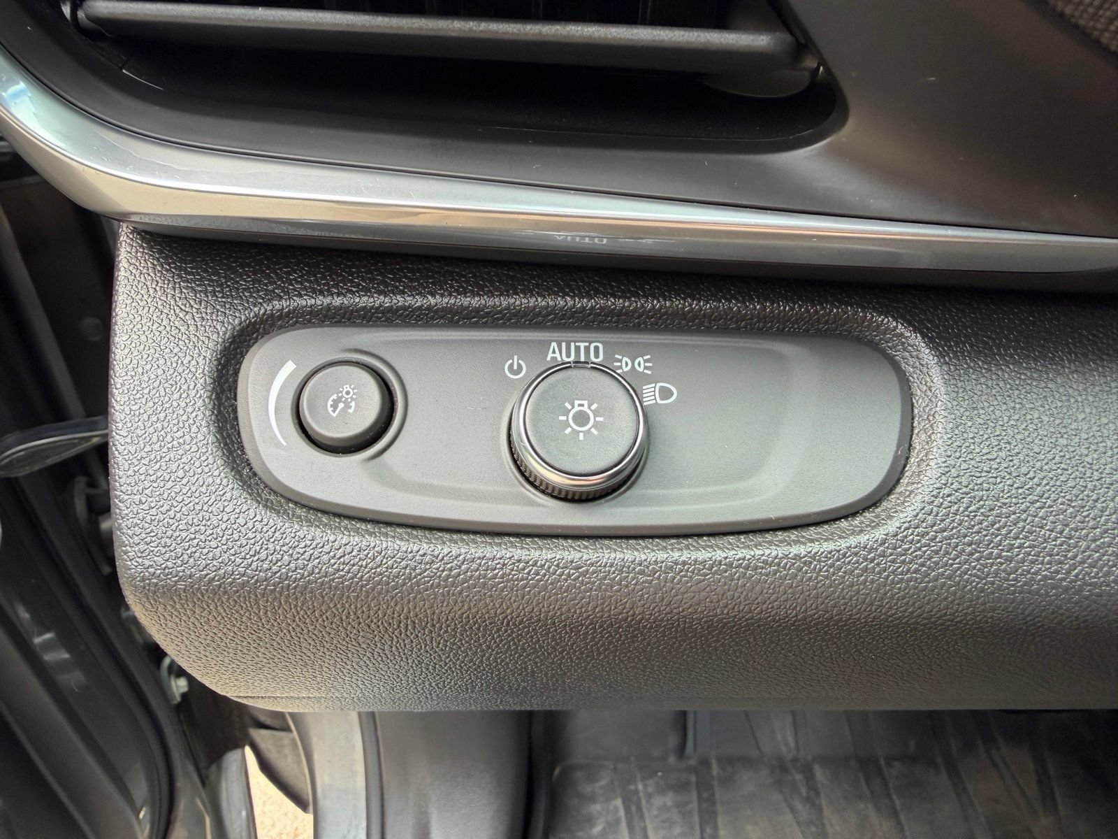 Used 2024 Buick Envista Preferred w/ Convenience I Package FWD image 12