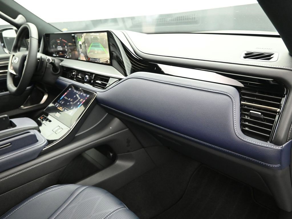 New 2026 INFINITI QX80 4WD w/ Sport Exterior Package image 25