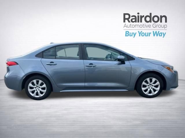 Used 2020 Toyota Corolla LE image 7